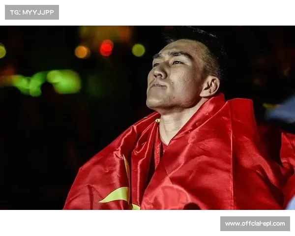 王赛地面绞杀技对抗马嘉文站立重炮峨眉压轴战风格全面博弈解析