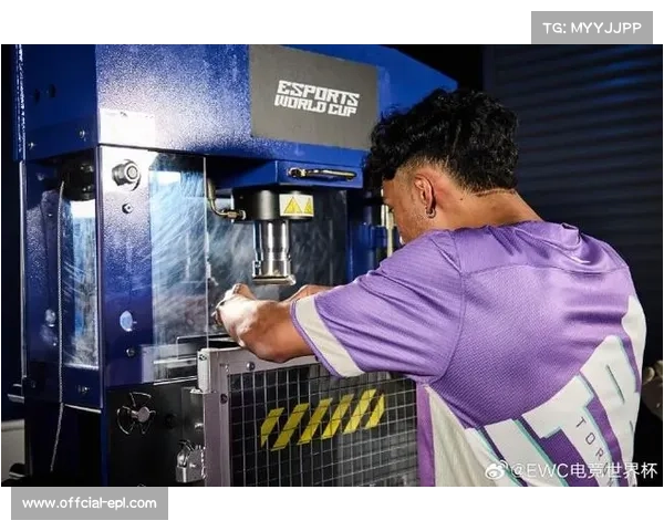 沙特体育部启动全球征集电竞世界杯永久奖杯设计方案 沙特体育部启动全球征集电竞世界杯永久奖杯设计方案